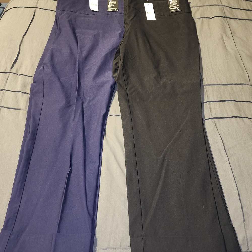 New York & Company High-Waist Pull-On Crop Pants in Navy
